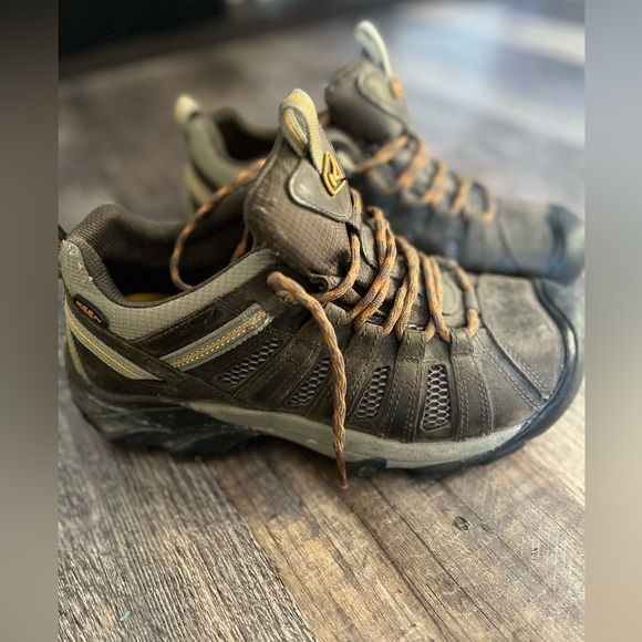 Keen Other - Keen shoes men’s size 9 waterproof